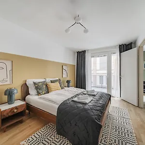  Aparthotel Urbm Pulse